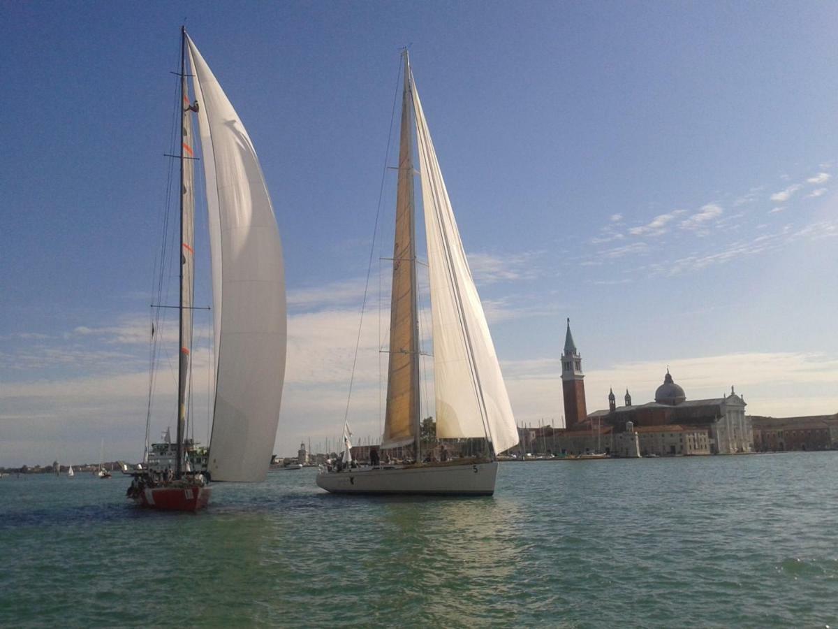 Casa Margherita Accademia Apartment Venice Luaran gambar